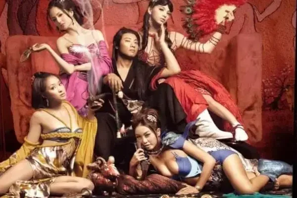 Жрицы любви спасут мир - концепция Андрея Булатова