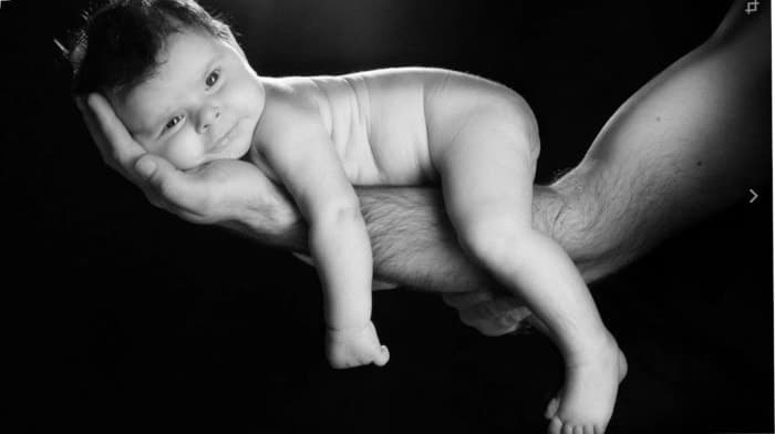 Не ласкайте голых младенцев! Концепция Андрея Булатова.