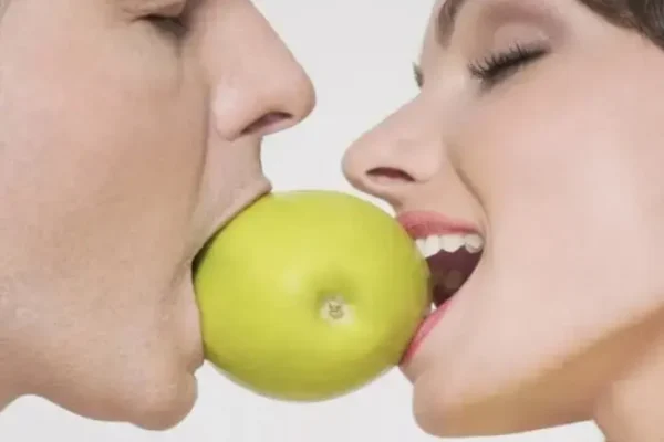 Почему женщины полнеют? Концепция Андрея Булатова.