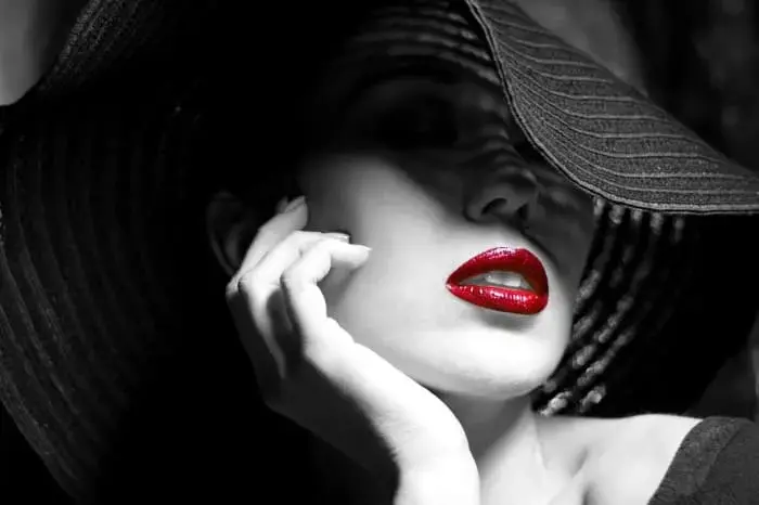 Прекрасная женщина - концепция Андрея Булатова