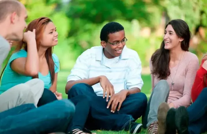 Дефицит общения - концепция Андрея Булатова