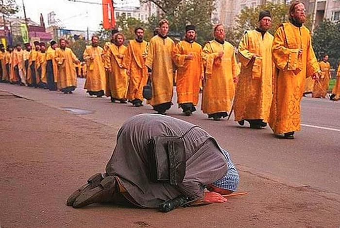 Гуманное зло религии - концепция Андрея Булатова