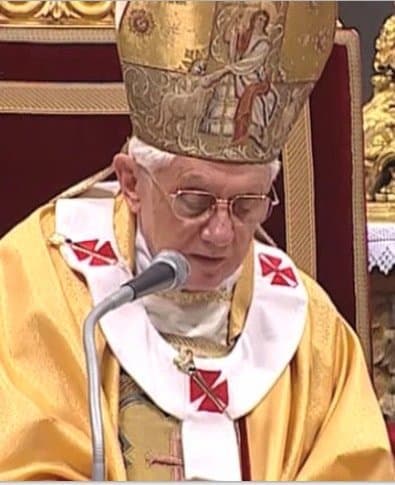 Папа Римский Бенедикт XVI - закат католицизма