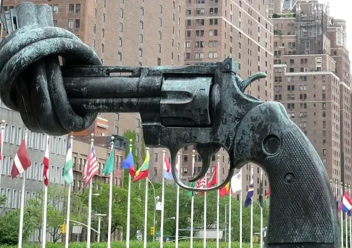 2 октября - Международный день ненасилия