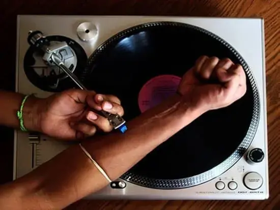 Музыка действует на мозг подобно опиатам - концепция Андрея Булатова