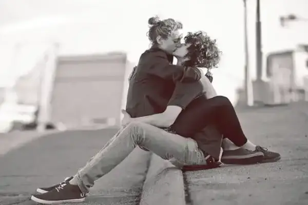 Любовь в общественных местах, новости из Мексики