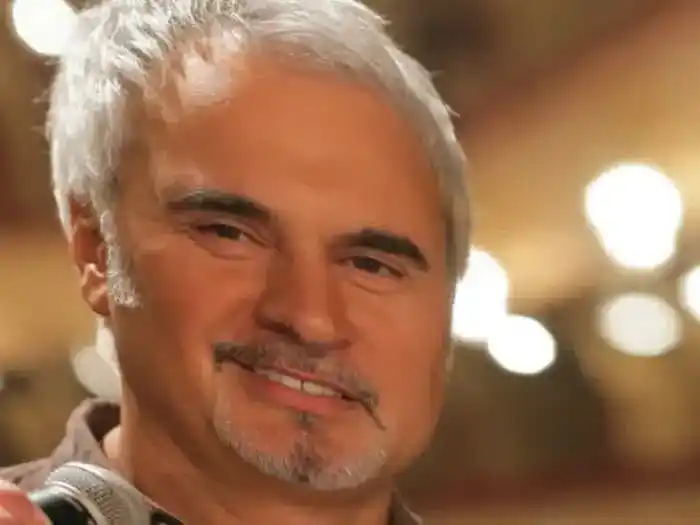 Чем артисты отличаются от скоморохов