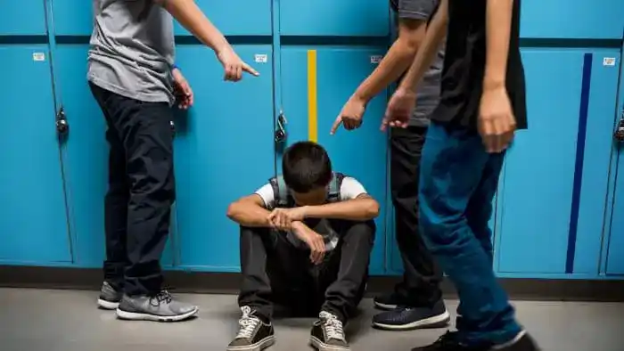 Школьный рэкет - концепция Андрея Булатова